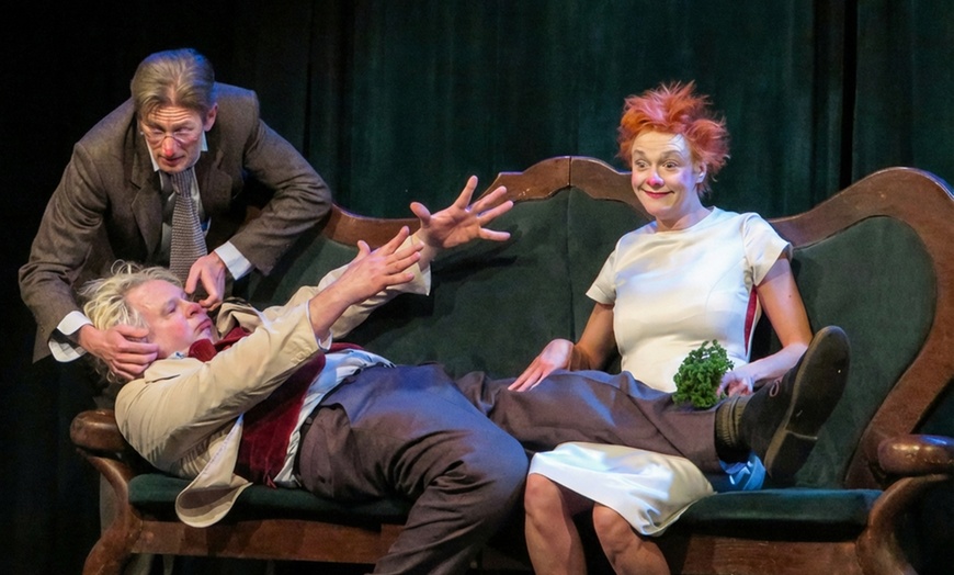 Image 5: "Est-ce qu'on ne pourrait pas s'aimer un peu ?" à Comédie de Bruxelles