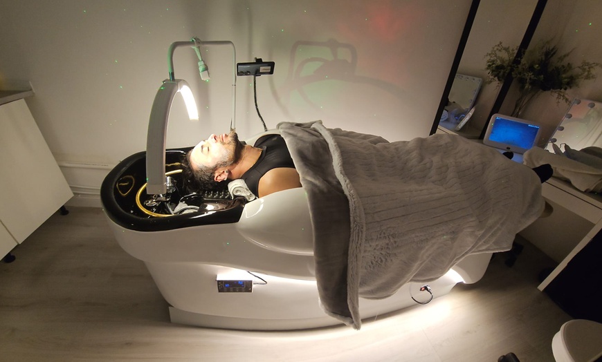 Image 3: Relaxing Scalp & Facial Massage w/ Deep Cleanse or Japanese Head Spa
