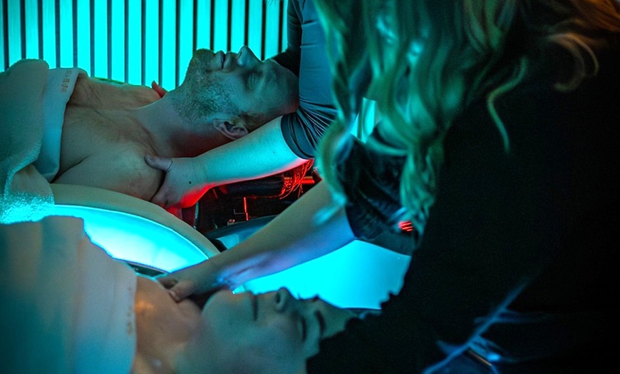 Image 6: Tratamiento head spa en pareja con masaje craneofacial y de busto