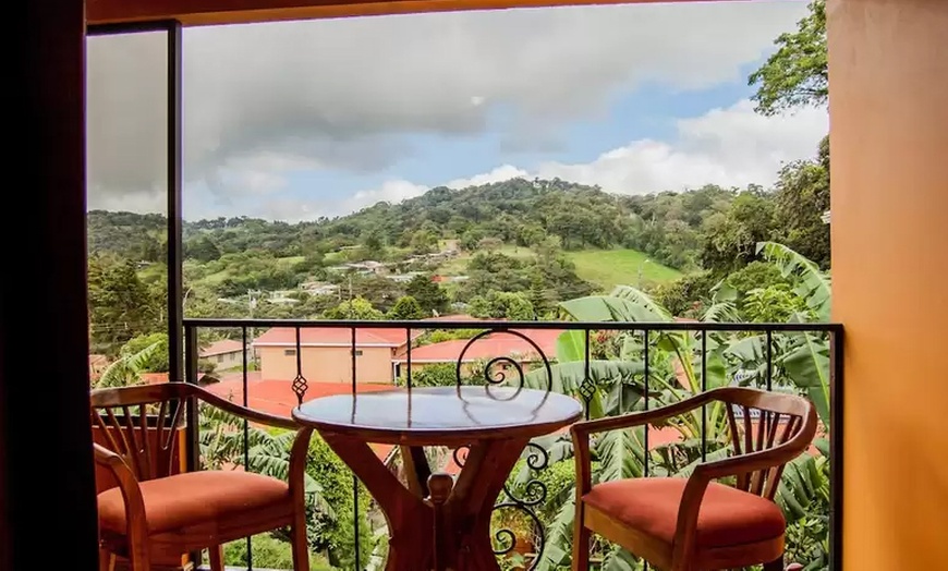 Image 3: ✈ 8-Night Costa Rica Vacation with Air & SUV Rental.