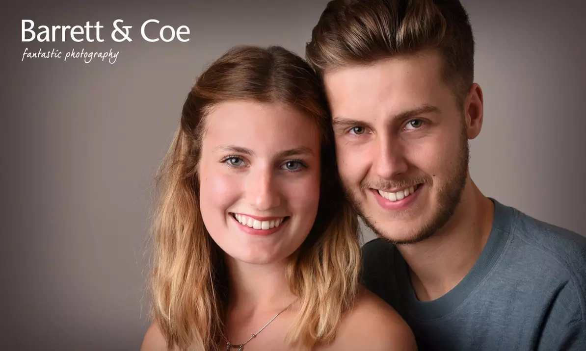 60-Minute Studio Photoshoot with Print at Barrett & Coe Studios