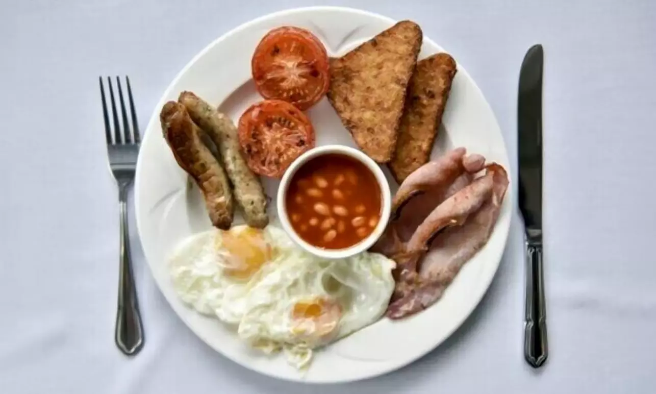 Scarborough: Seaview Double Room w/ Optional Breakfast, Dinner & More