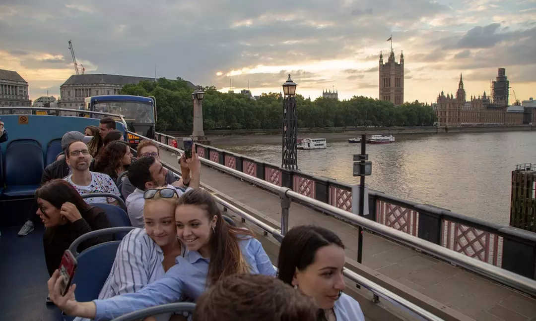 Up to 0% Off 90-Minute London Illuminated Bus Tour