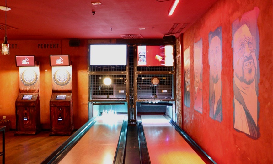 Image 3: 1 Std. Kneipenbowling für 2-6 Personen inkl. 2 Pizza nach Wahl