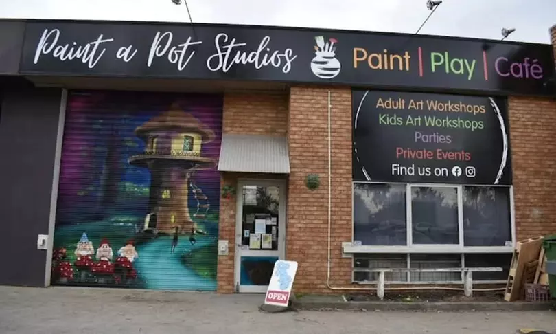 Two Hours Bottomless Pizza and Ultimate Pizza and Paint Packages at Paint a Pot Studios