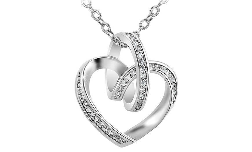 Image 17: Collar con colgante de enlace o corazón de SC Crystal