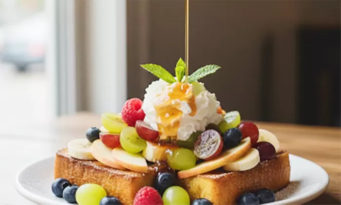 Frühstücksgericht & Heißgetränk nach Wahl für 1, 2 oder 4 Personen