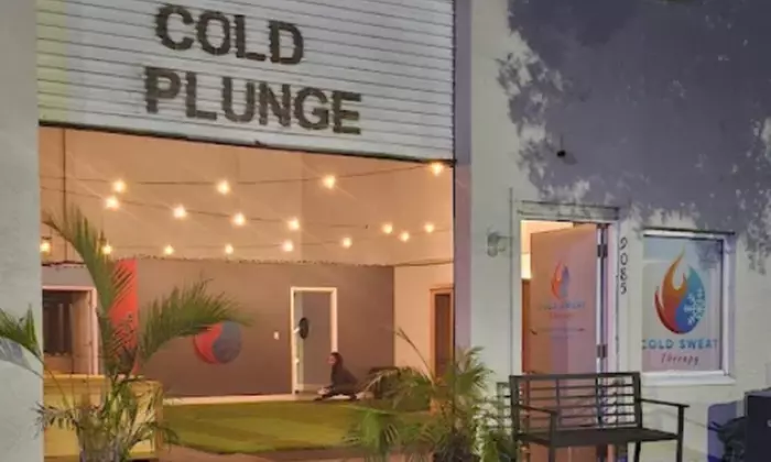 Unwind with a Spa Day Pass for 1, 2, or 1 Month Unlimited Pass for 1