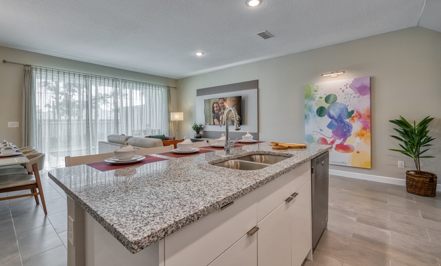 Image 24: Resort Retreat in Orlando’s Vacation Corridor with Private Pools