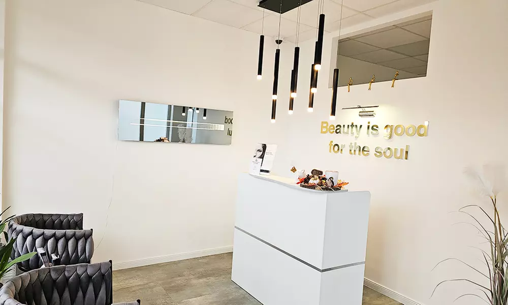 Microblading für beide Augenbrauen für 1 Person