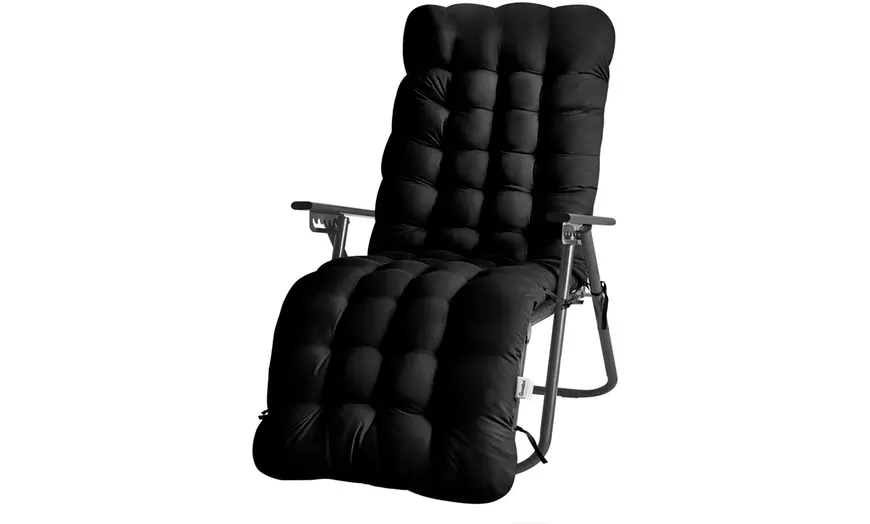 Image 2: Extra Padded Full Length Gravity Chair Cushion