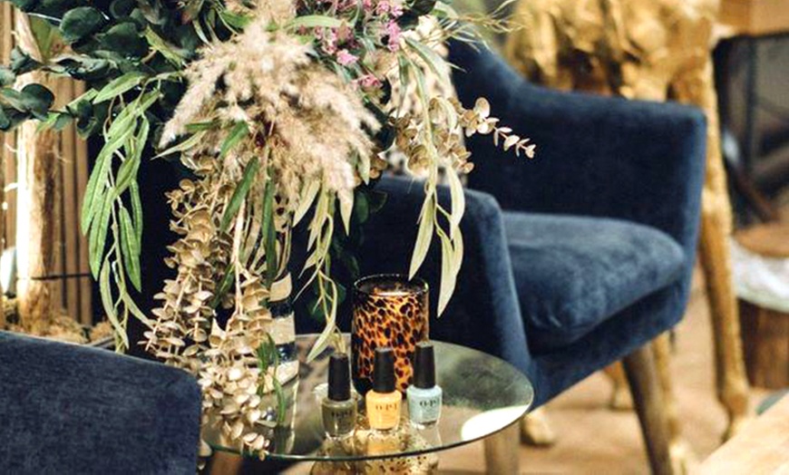 Image 9: Manicura, pedicura o manipedicura clásica o luxury con diseño de 1 uña