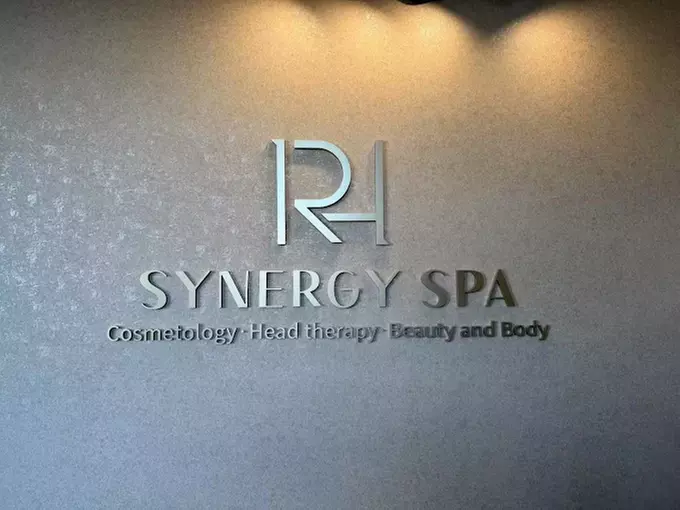 Enjoy a 75 or 90-Minute Advanced or Luxury Head Spa for 1 or 2 