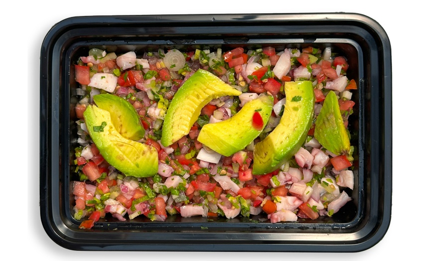Image 4: Enjoy a $20 or $40 Seafood Dining Treat