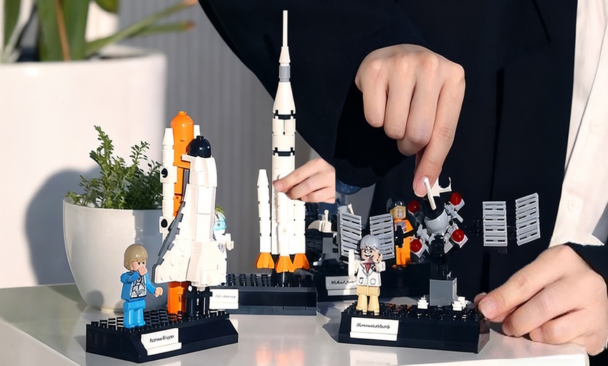 Image 1: DIY Building Blocks Aerospace Theme Assembly Set