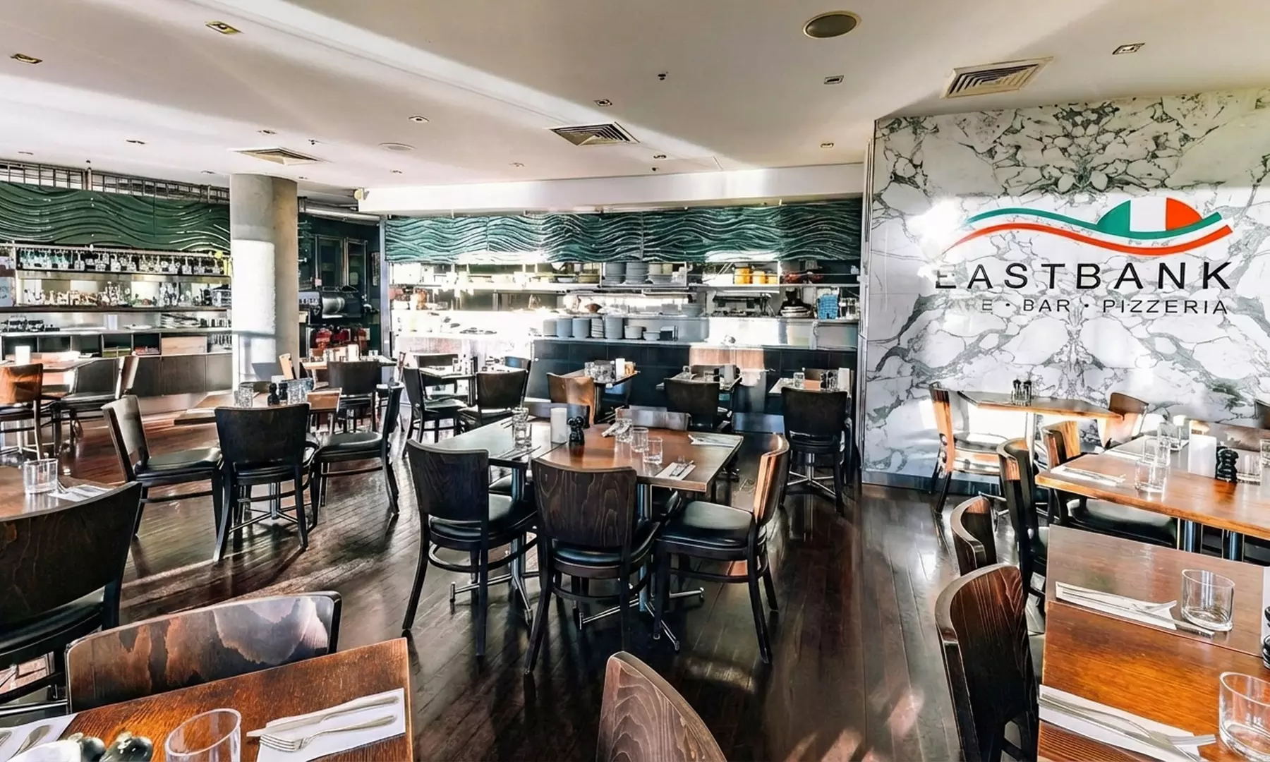 3 Course Italian Menu-Circular Quay with House Wine/Beer each for 2/4