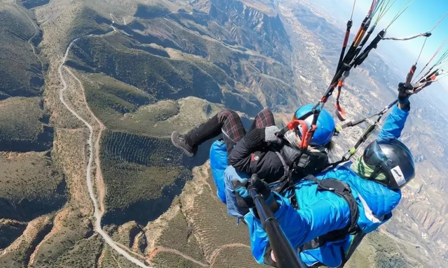 Vuelo en parapente en Sierra Nevada