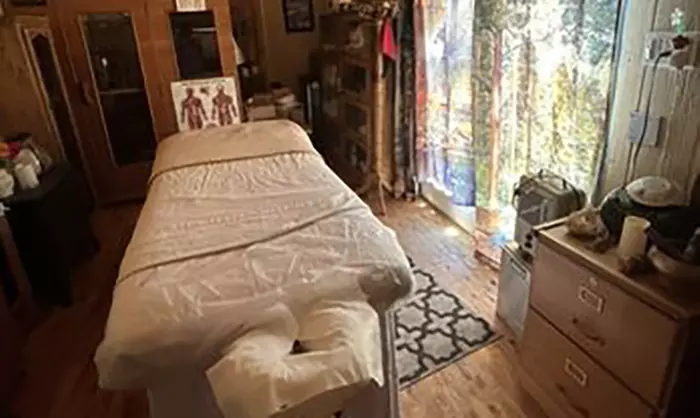 Indulge in 60 or 90 minutes Total Massage  Relaxation
