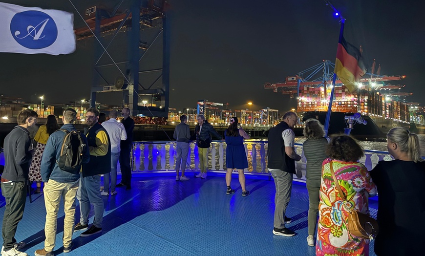 Image 8: Lichterfahrt – 1 Stunde durch den abendlichen Hamburger Hafen 