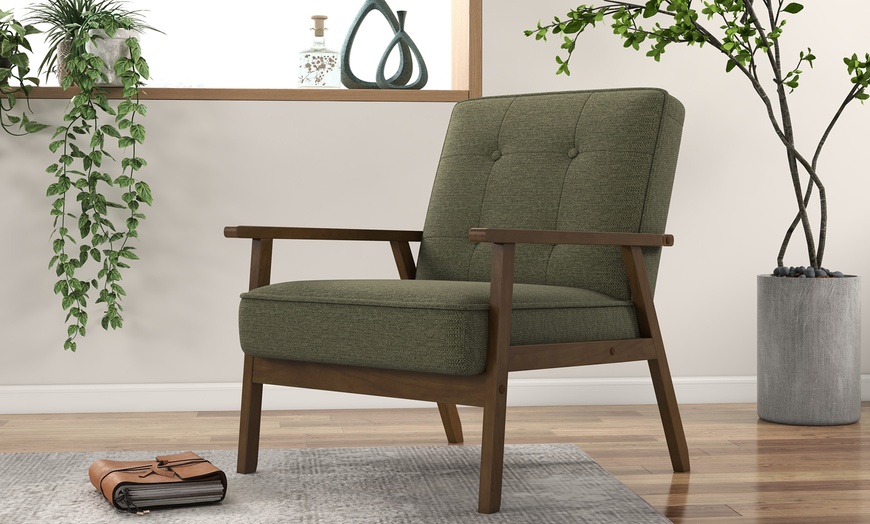 Image 23: Sillón con acolchado suave o de rizo y patas de madera, de Doosense