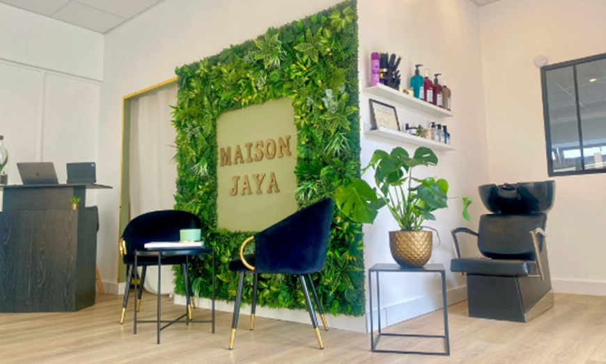 Image 2: Lissage brésilien ou avec traitement régénérant