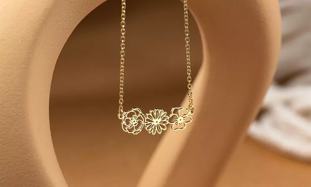 Custom Engraved Necklaces for Any Occasion