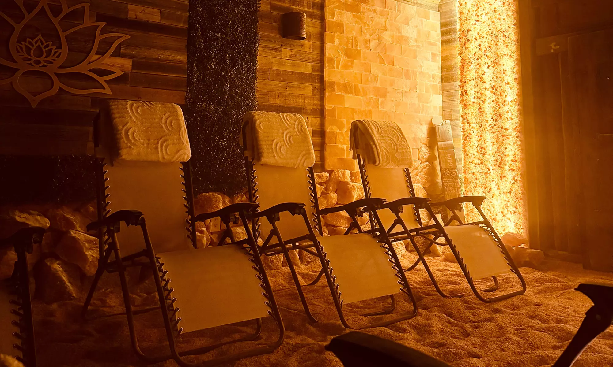 Salt Cave Session: 45-Min, 1 Week, 1 Month (4 Sessions)/ Unlimited