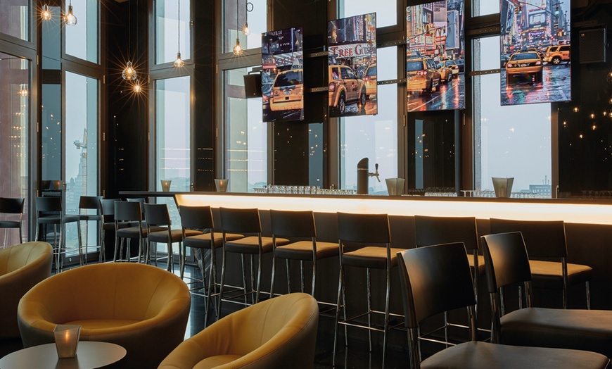 Image 5: Je 1 Getränk nach Wahl im stilvollen Ambiente für 2 oder 4 Personen