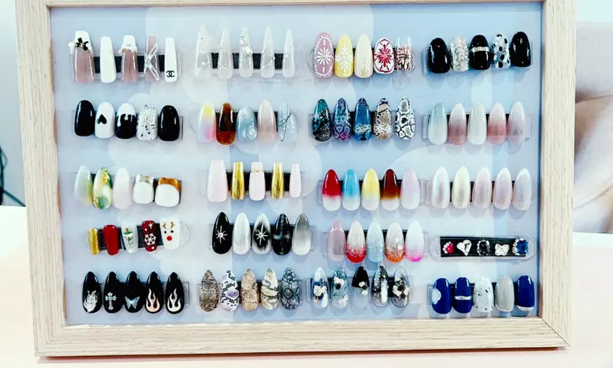 Beauté des mains ou pieds : vernis semi-permanent ou pose américaine