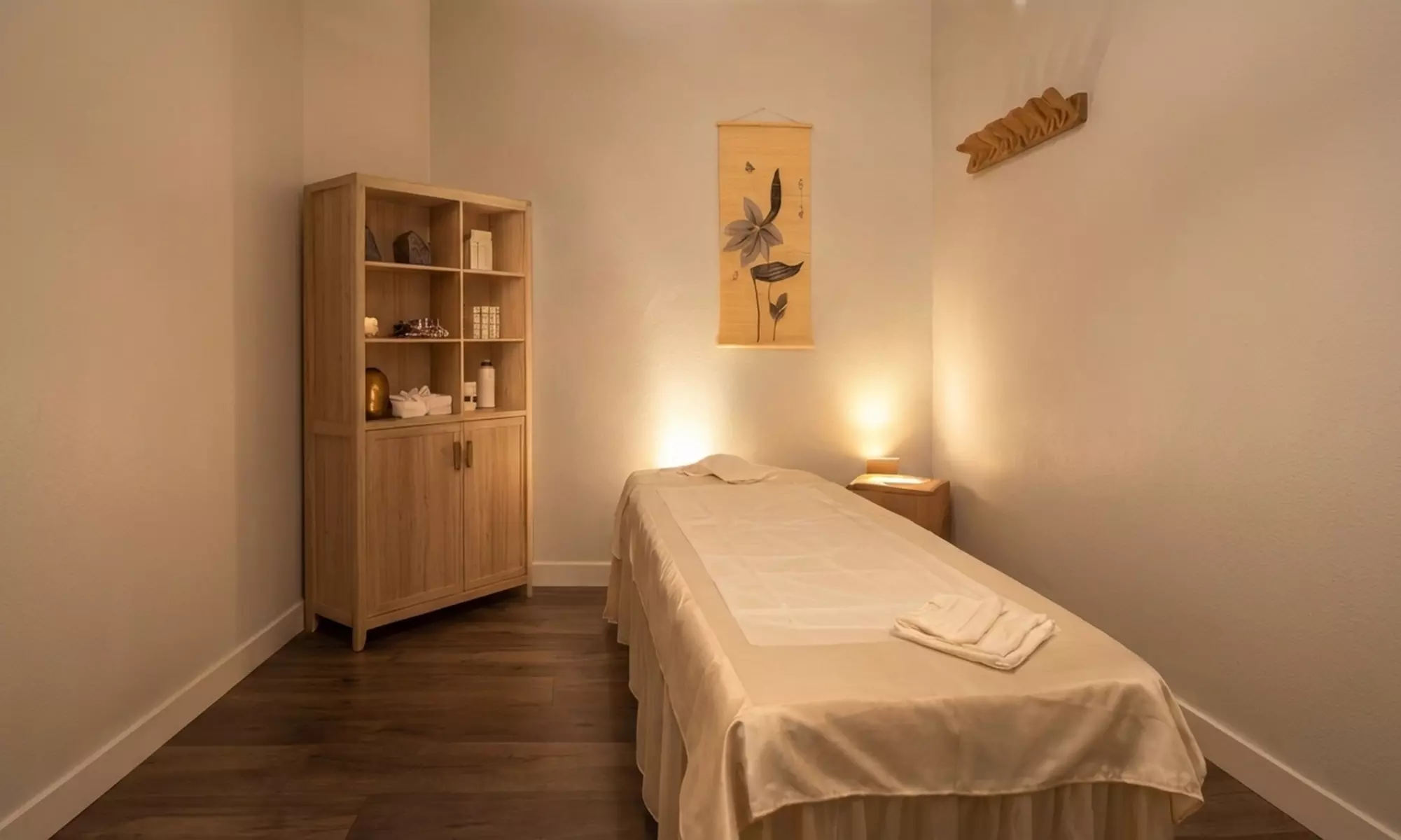 Relax Yourself with a 60 or 90 Minute Couples Massage