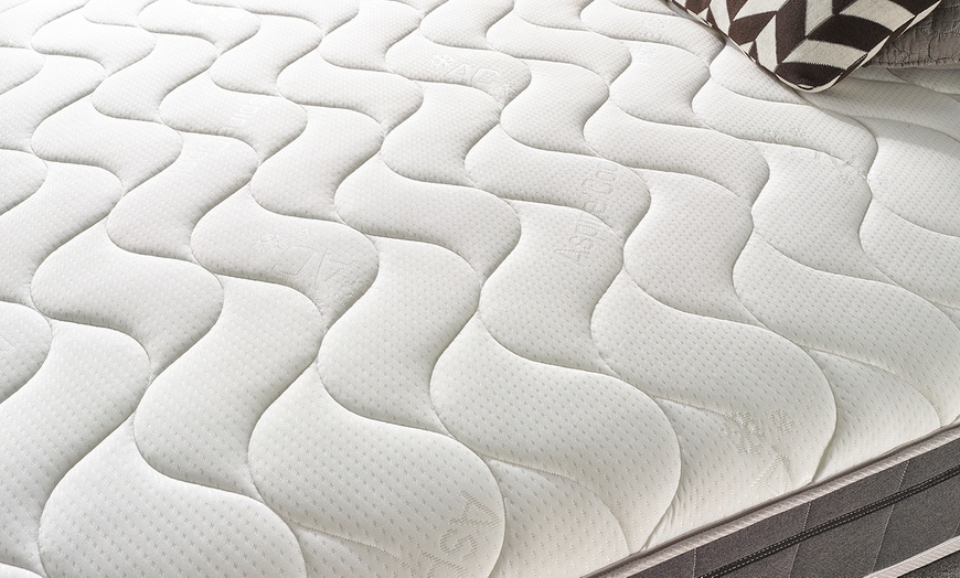 Image 3: 3000 Air Conditioned Pocket Mattress - 22cm Height - Cooling Fabric