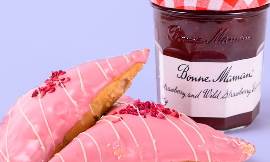 Image 14: Enjoy Handcrafted Delicious Samosas in Boxes of 4, 8, or 12