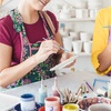 Image 1: Taller de pintura en cerámica más copa de vino para 1, 2 o 4 personas