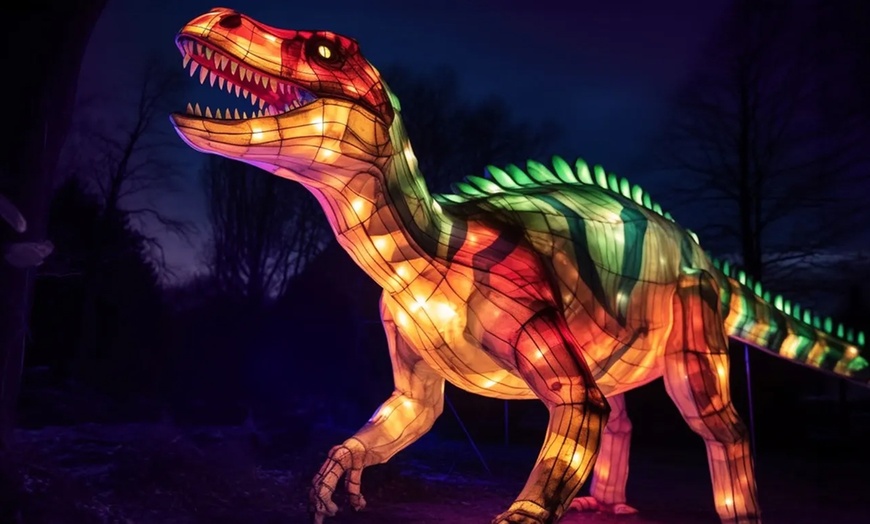 Image 5: Wunderlight im Wunderland Kalkar: All-Inclusive Zimmer & Freizeitpark