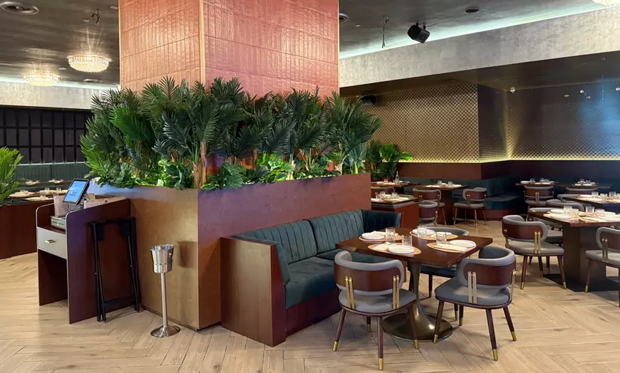 Image 7: Enjoy Food & Drink at The Crown Gastro Kitchen Up to 500 Spend