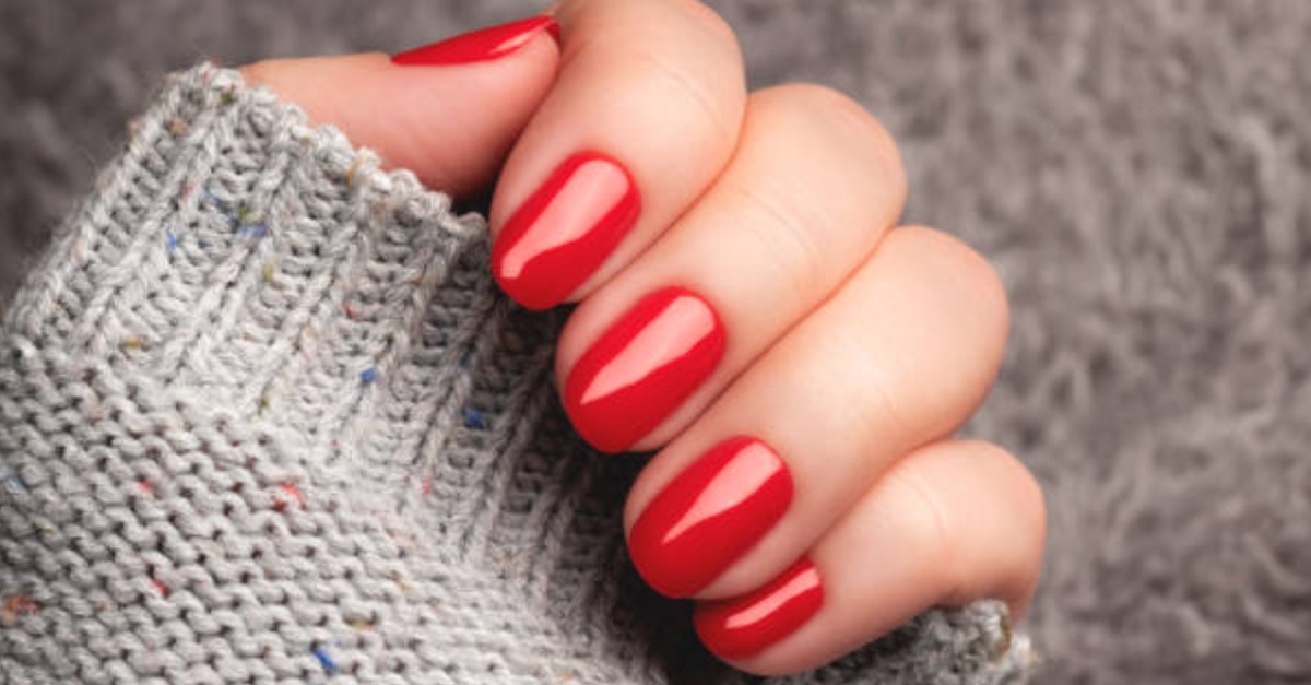Servicio de manicura, pedicura y uñas de gel o acrigel en A Coruña