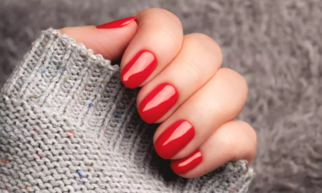 Manicura y/o pedicura o primera puesta de uñas de gel o acrigel para 1