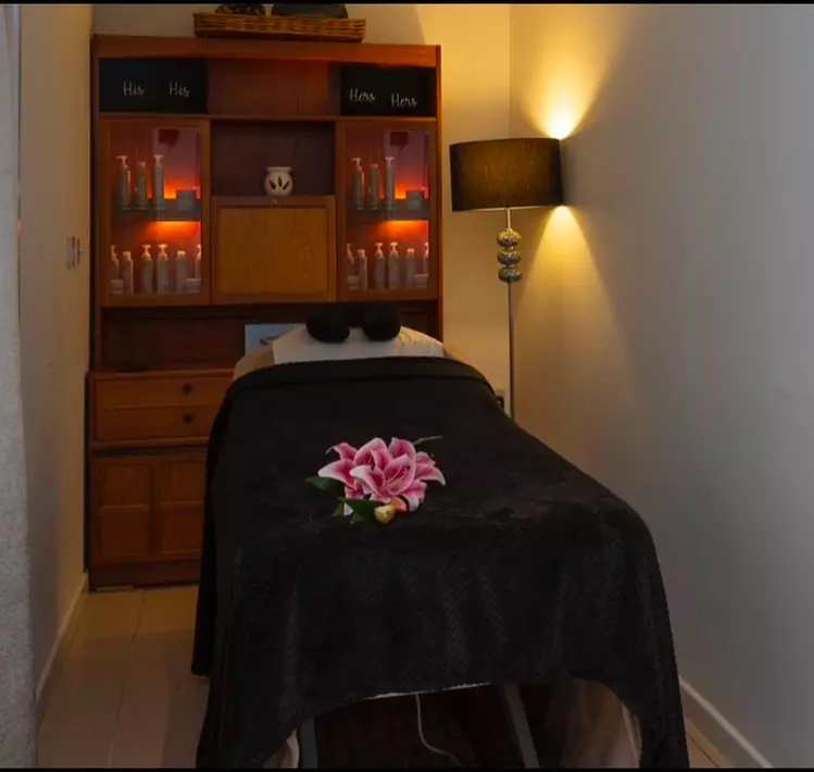 Hollywood or Brazilian Wax