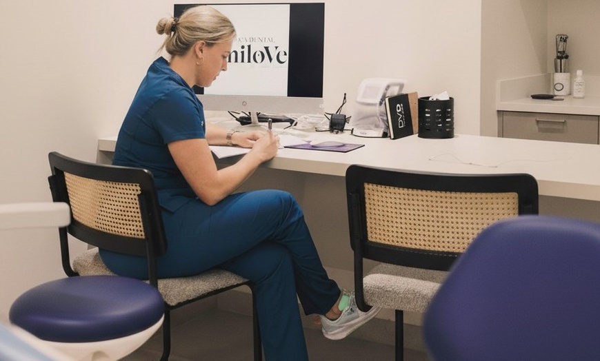 Image 5: Limpieza bucal con opción a radiografía y curetaje de 1 o 2 arcadas