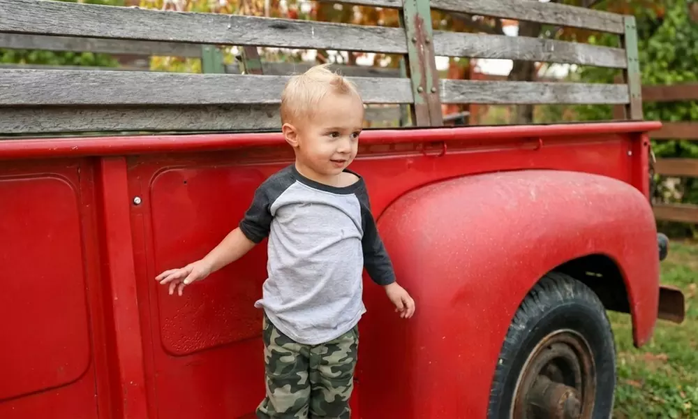 Outdoor Photo Session with Edited Digital Images for Lasting Memories