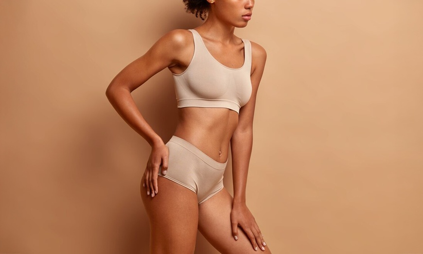 Image 7: 2 o 4 sesiones de tratamiento reductor anticelulítico para 1 persona