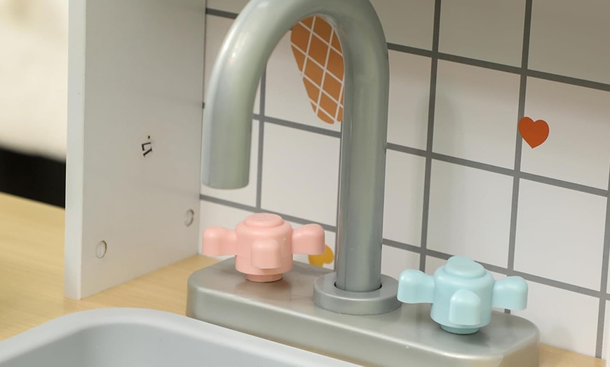 Image 7: Choice of Kitchen Playset with Sound and Light Effects