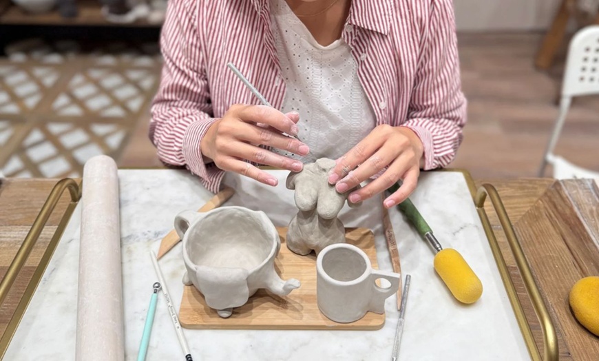 Image 4: Crea piezas de cerámica en un taller de 2 horas para hasta 8 personas