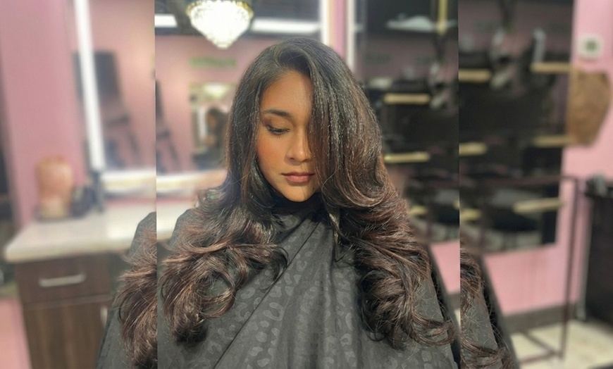 Image 8: Luxury Haircut, Blowout & Deep Conditioning for Radiant Hair