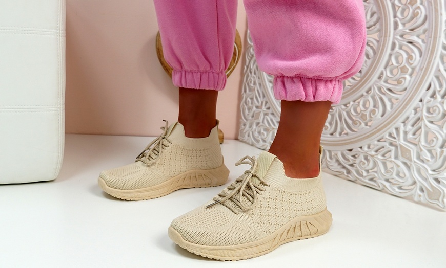 Image 7: Women's Knit Trainers