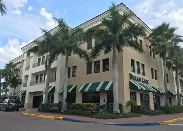 Unwind with a 60 or 90 Min Deep Tissue or Swedish Massage+Aromatherapy