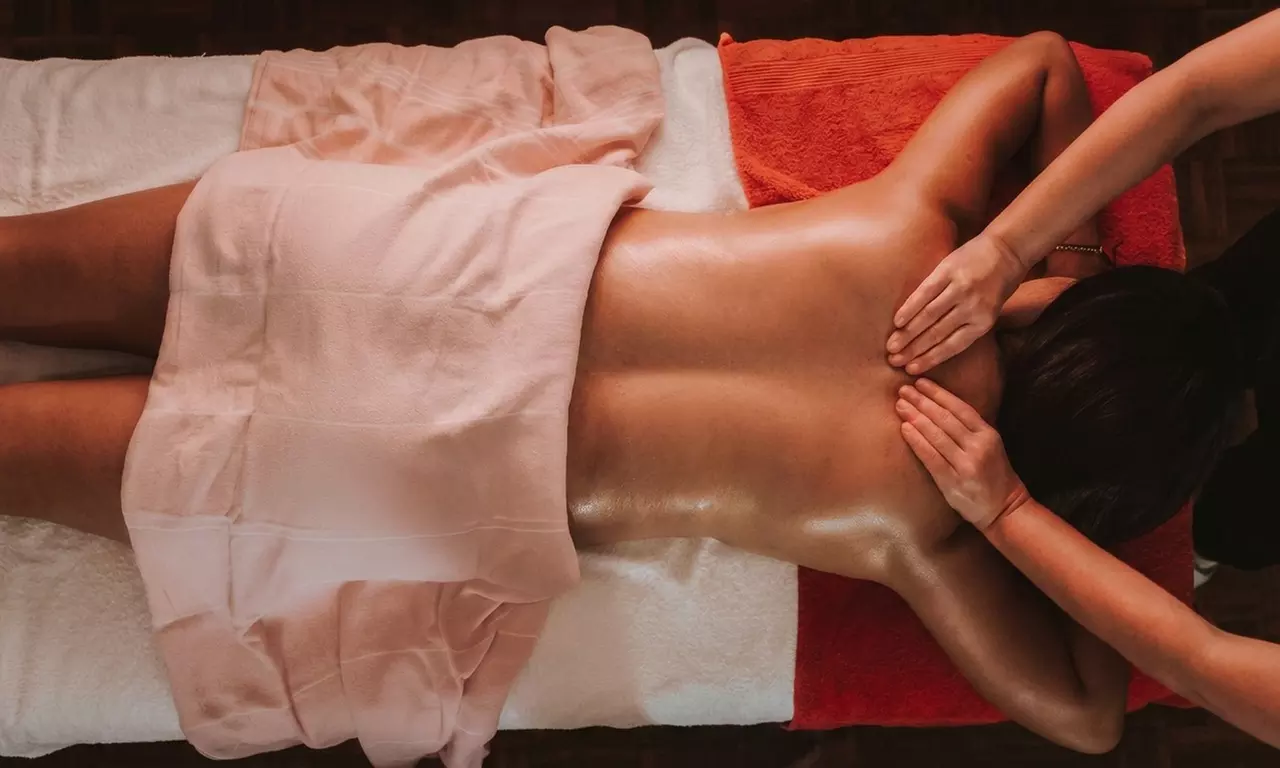 Genieße pure Entspannung: Hamam-Paket mit Schaum-Massage