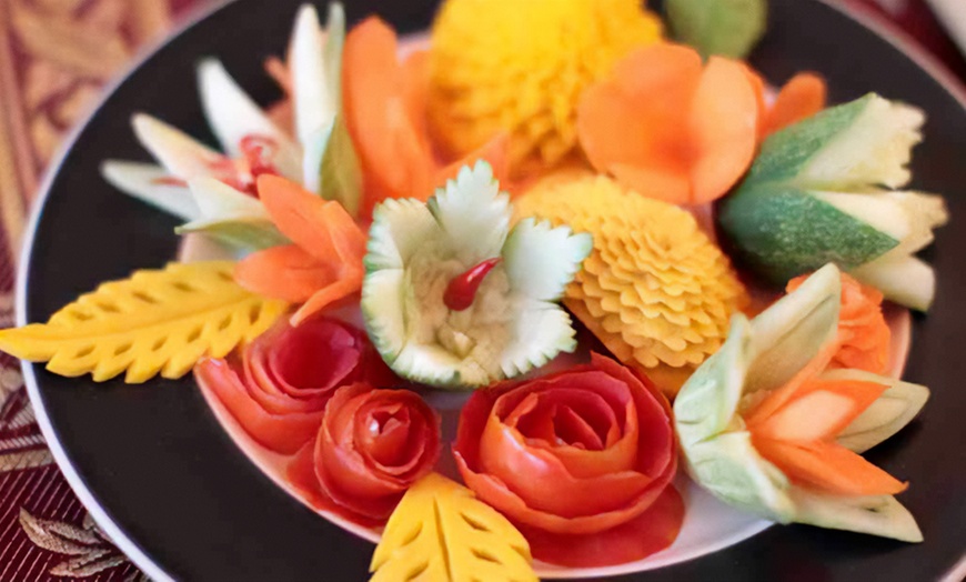 Image 3: Fruit Carving Class New York – Learn Thai Art