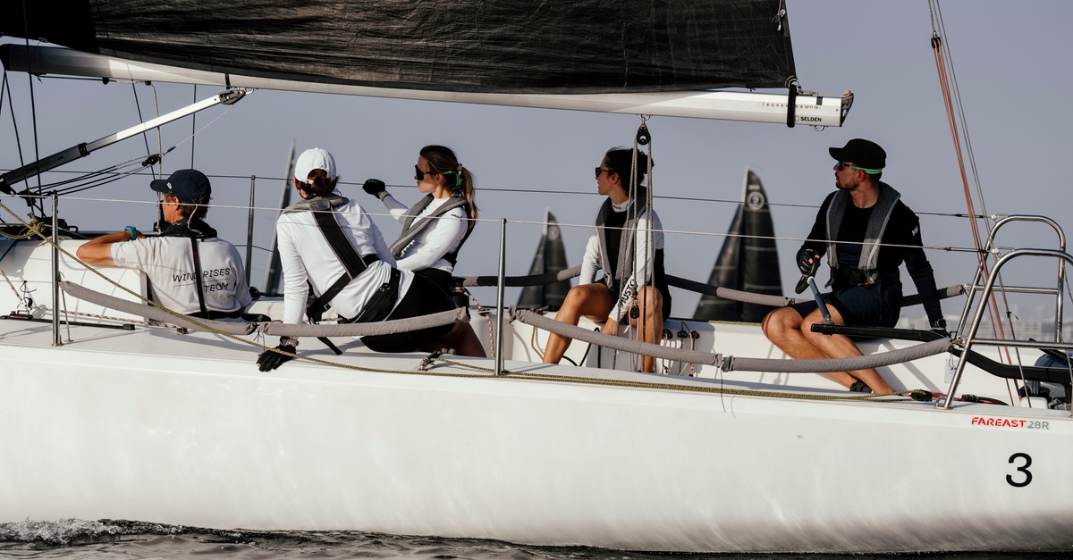 Enjoy A Relaxing 90-minute Sunset Sailing Trip For 2 Or 4 People Enjoy A Relaxing 90-minute Sunset Sailing Trip For 2 Or 4 People