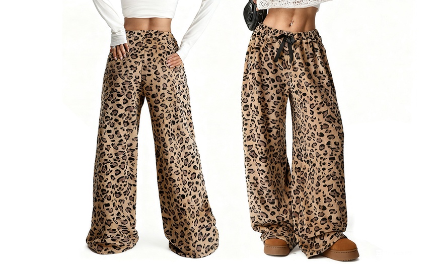 Image 1: Leopard Print Sweatpants, Comfortable Loose Fit and Trendy Design